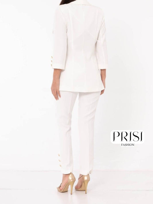 Костюм спортно - елегантна визия