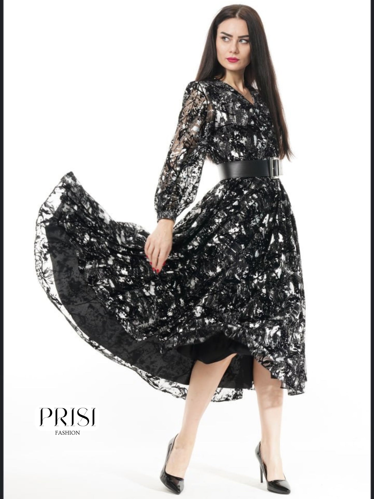 Рокля от ефирна материя