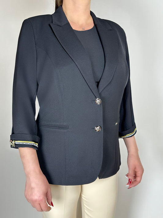 Черно сако с 3/4 ръкав