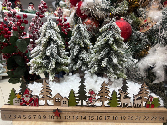 Коледен дървен календар със звездичка за отброяване на дните