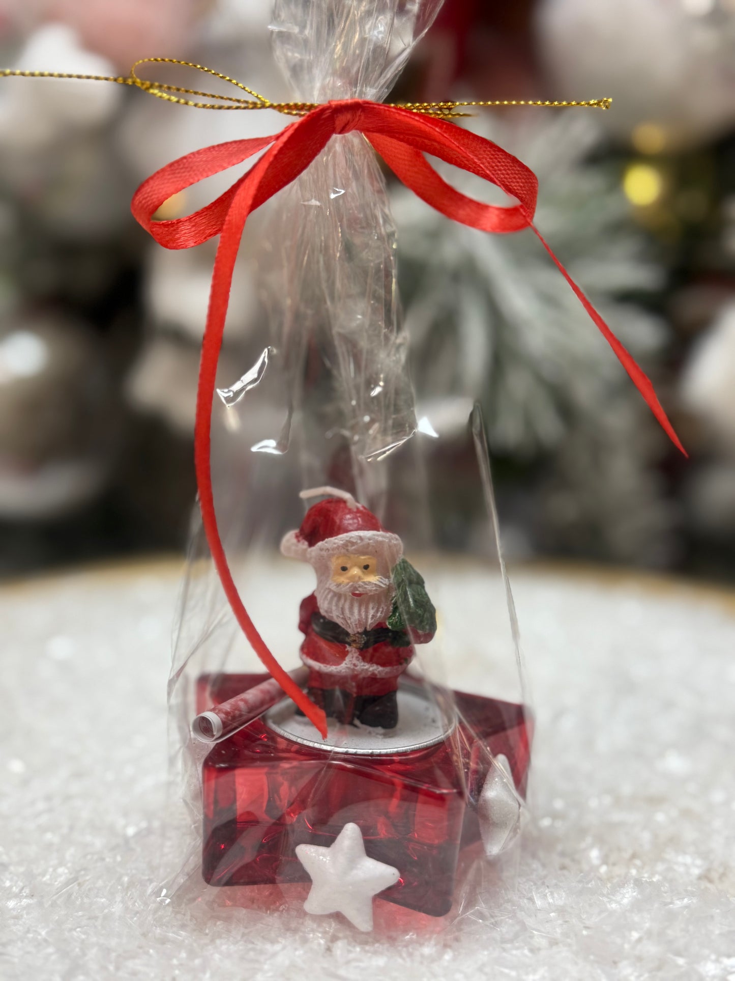 Подарък-чаена коледна свещ „Дядо коледа“ със свещник-звезда и късметче