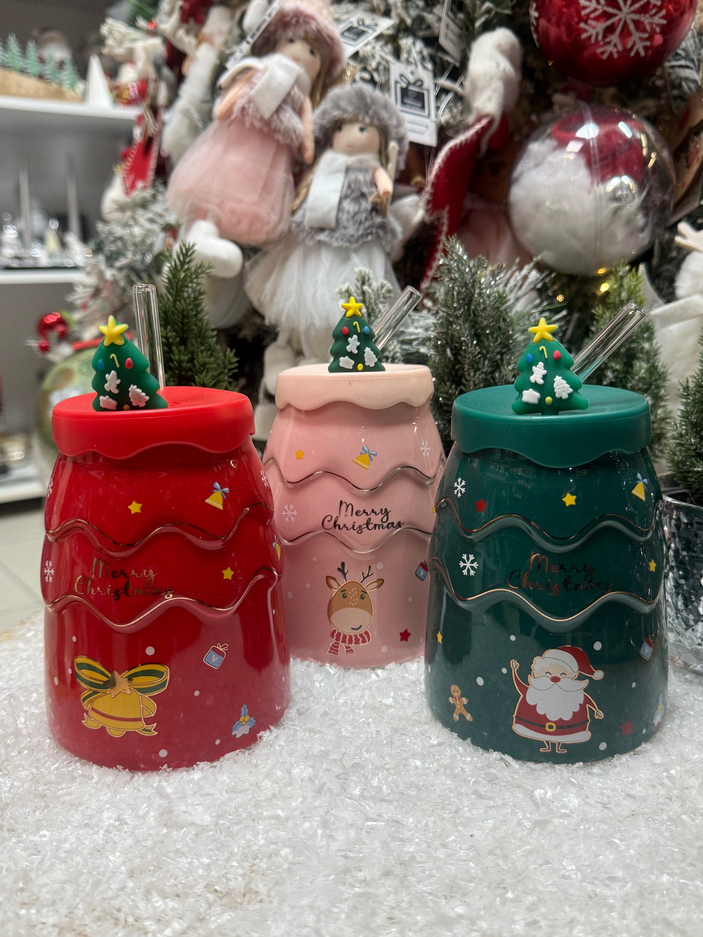 Подарък-зелена чаена чаша със стъклена сламка и коледни мотиви