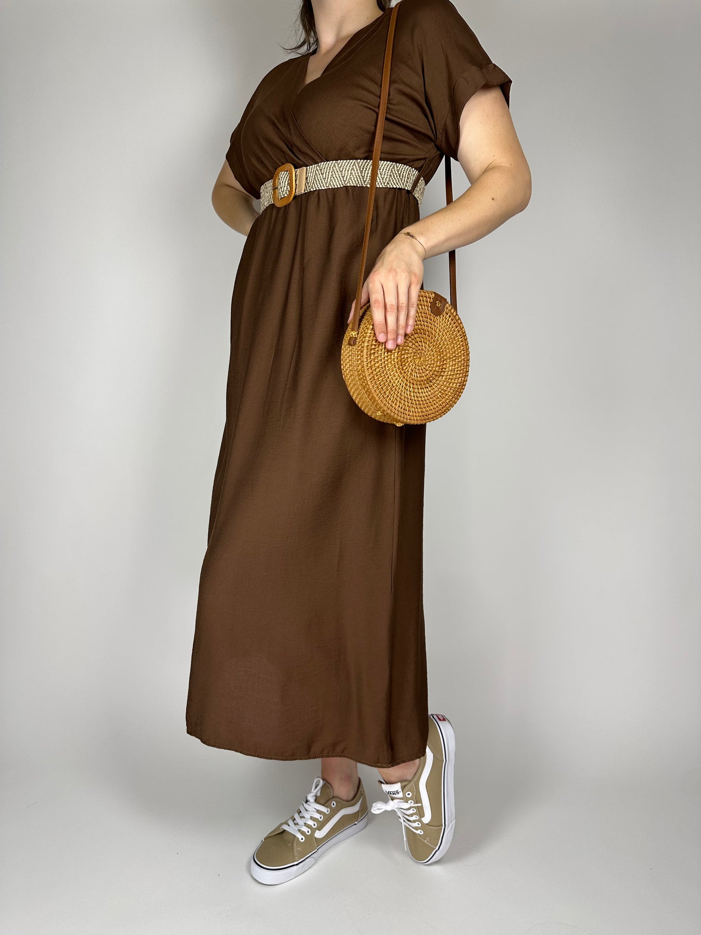 Дълга лятна рокля от висококачествена вискоза с колан и ластик под бюста – едноцветна