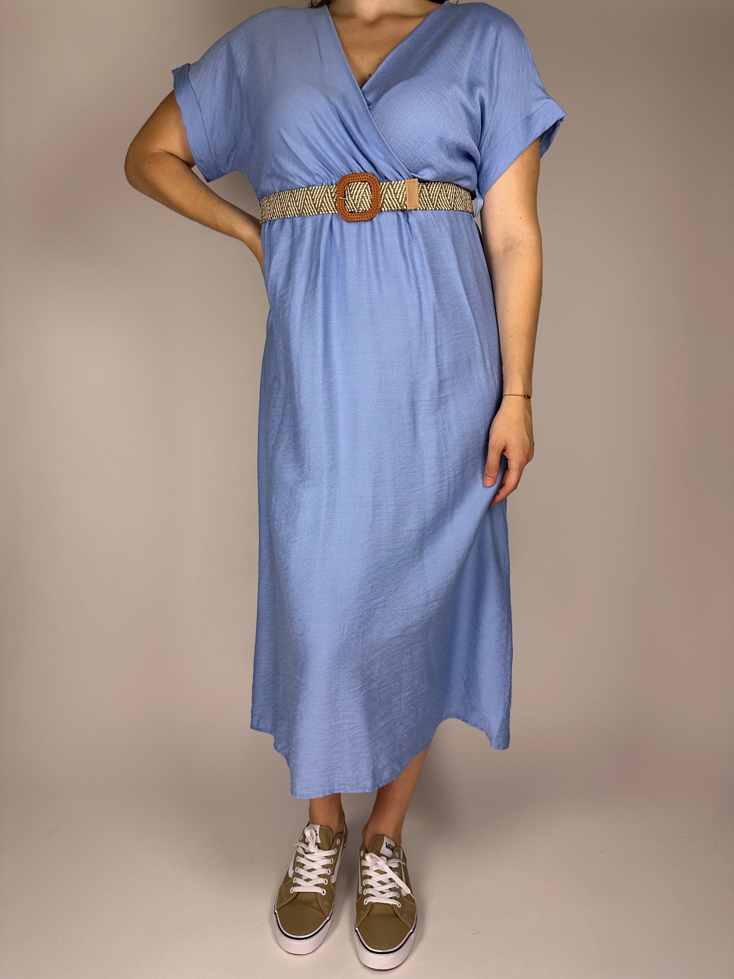 Дълга лятна рокля от висококачествена вискоза с колан и ластик под бюста – едноцветна