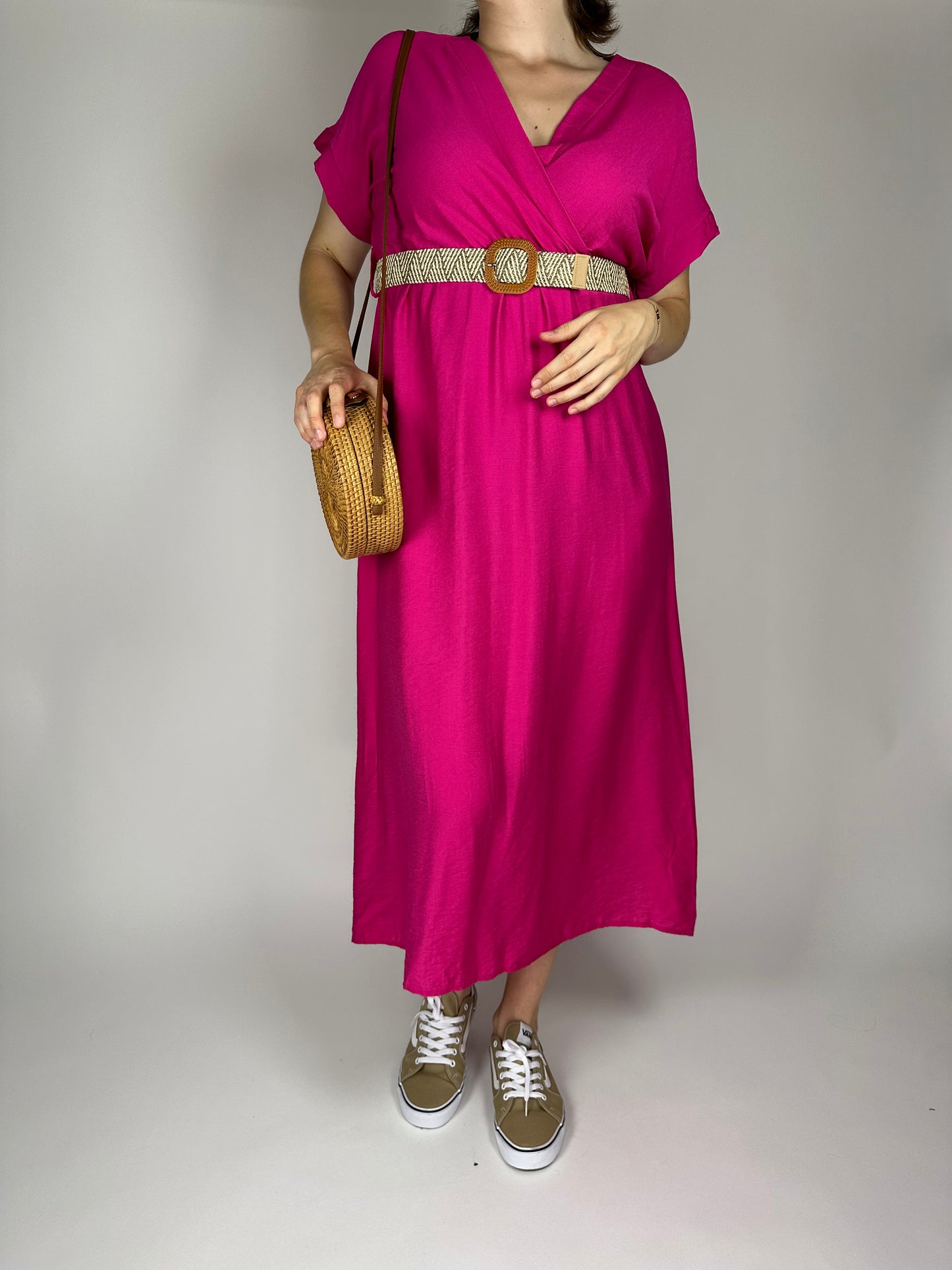 Дълга лятна рокля от висококачествена вискоза с колан и ластик под бюста – едноцветна