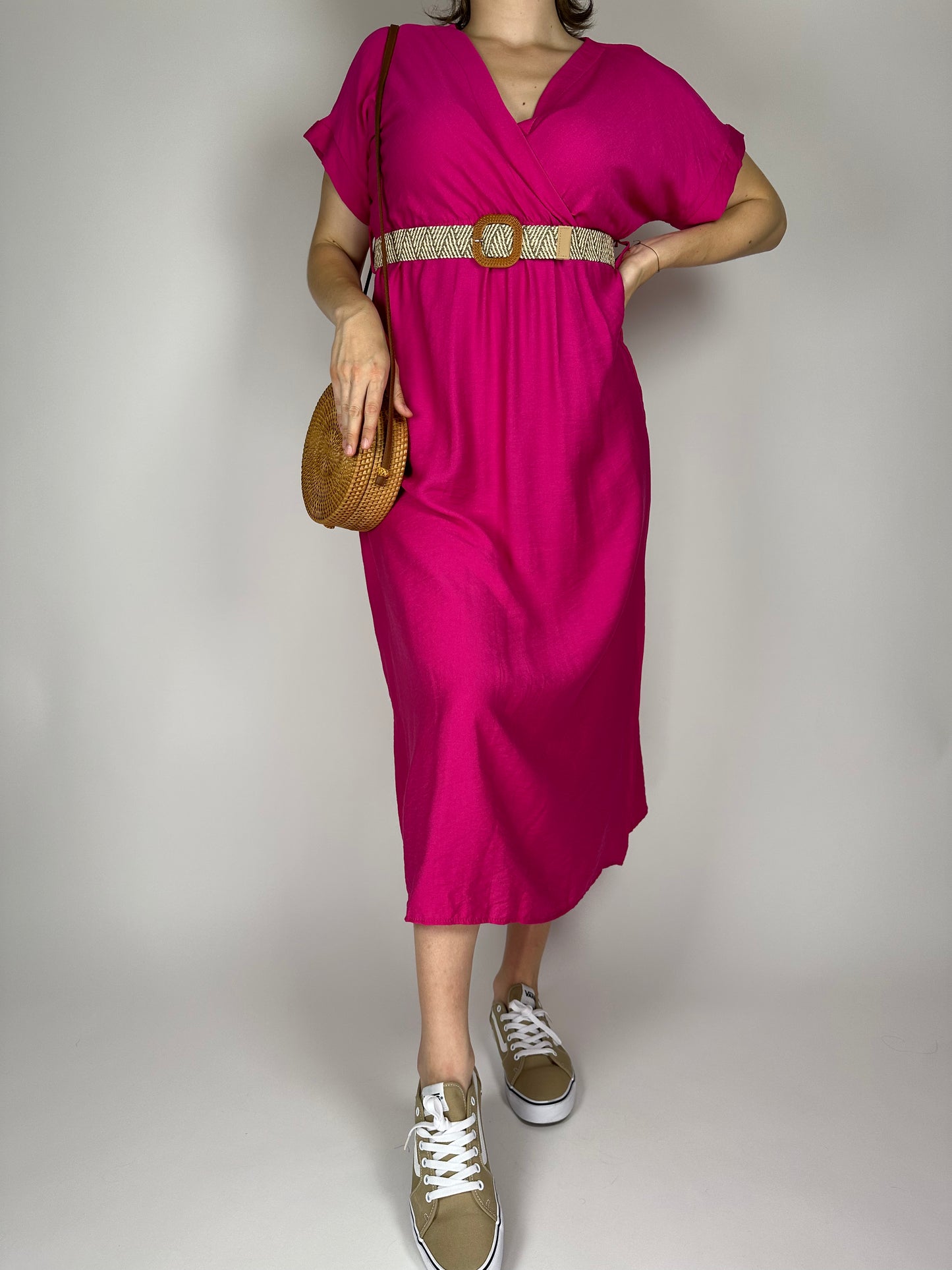 Дълга лятна рокля от висококачествена вискоза с колан и ластик под бюста – едноцветна