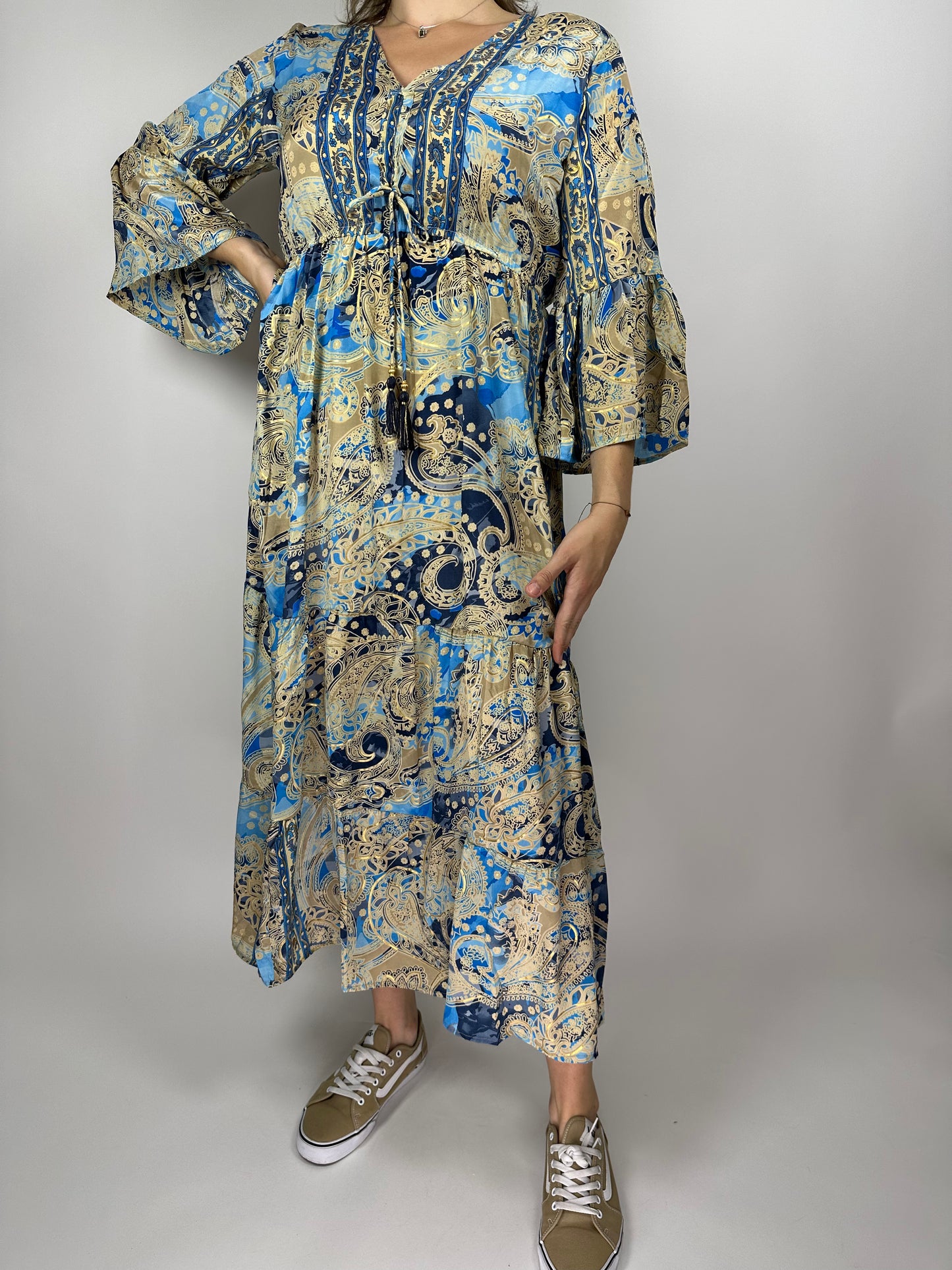 Индийска дълга рокля от поли-коприна с ластик под бюста и 7/8 ръкав – флорален десен