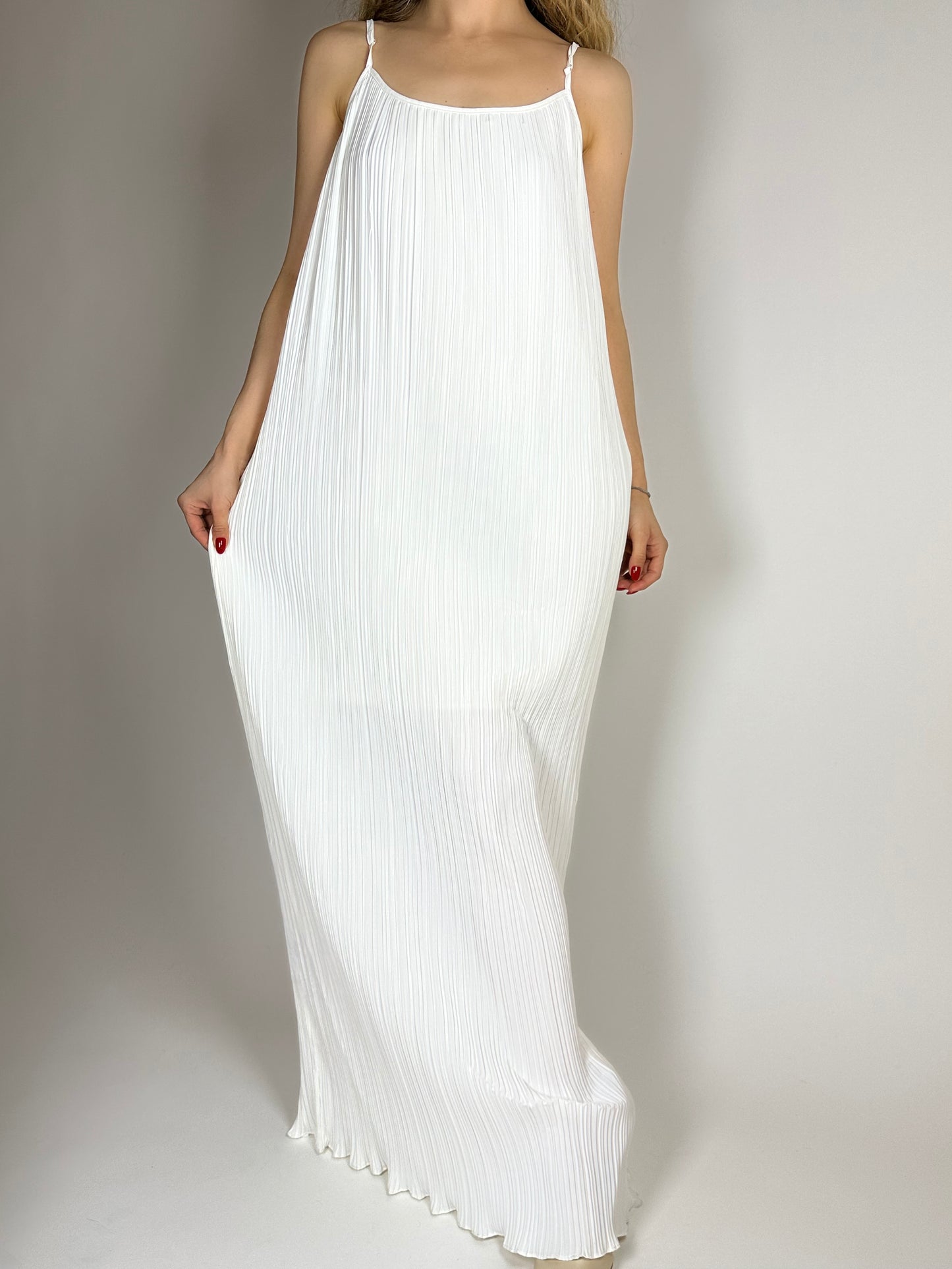 Бяла рокля - хармоника