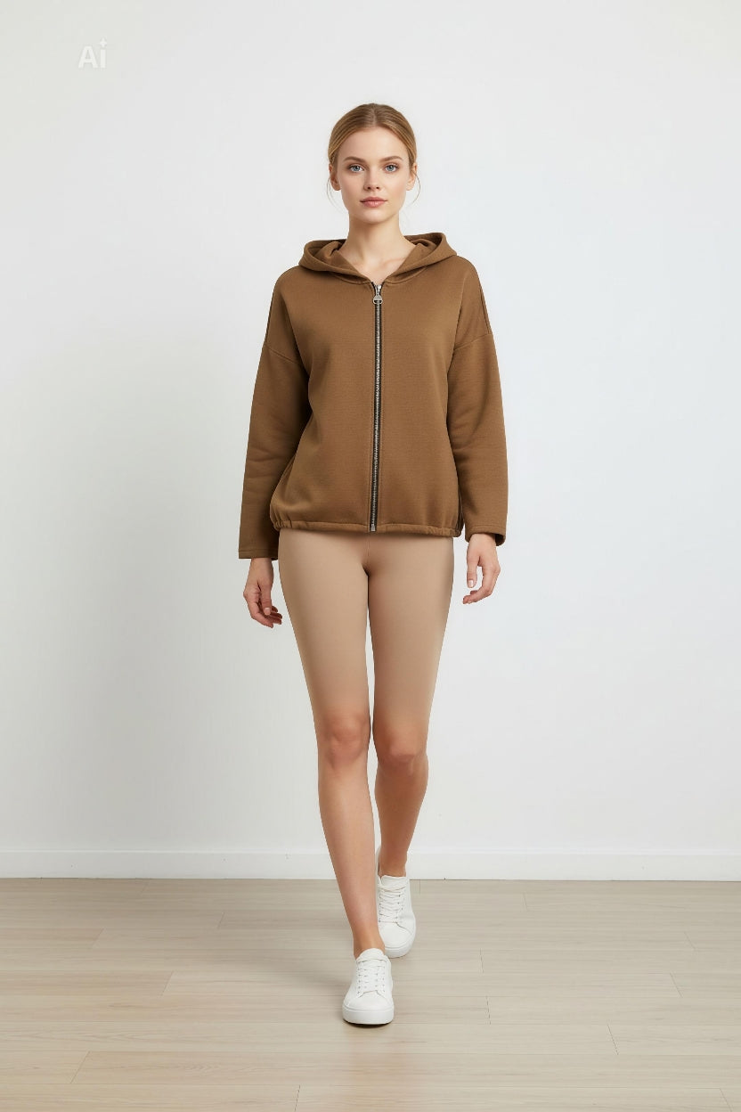 Дамски тренч с модерна спортно-елегантна визия, с качулка и цип