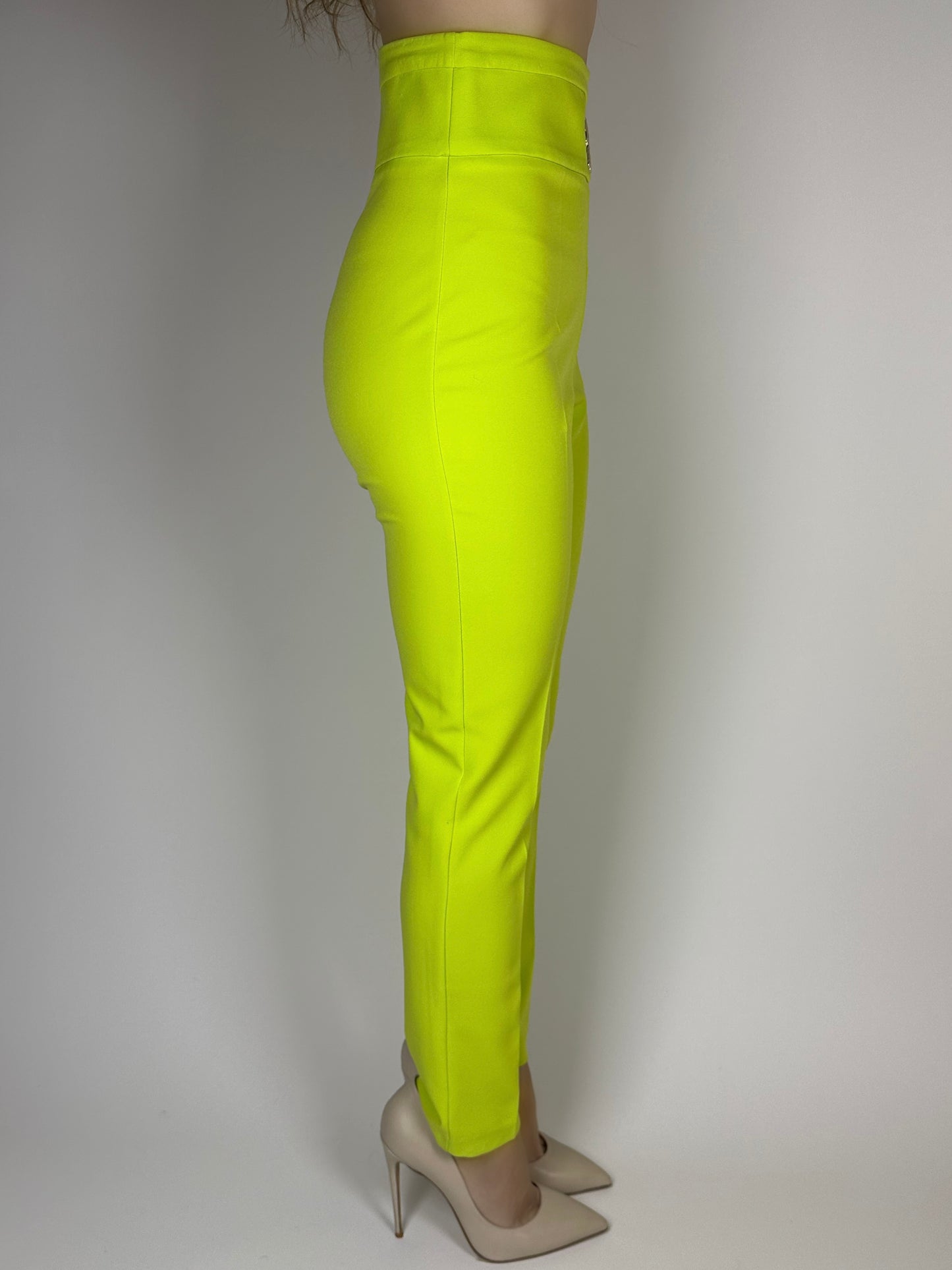 Панталон лайм с катарама